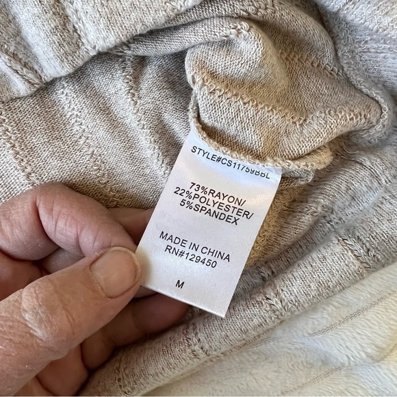 COMO VINTAGE sweater size medium - Picture 7 of 7